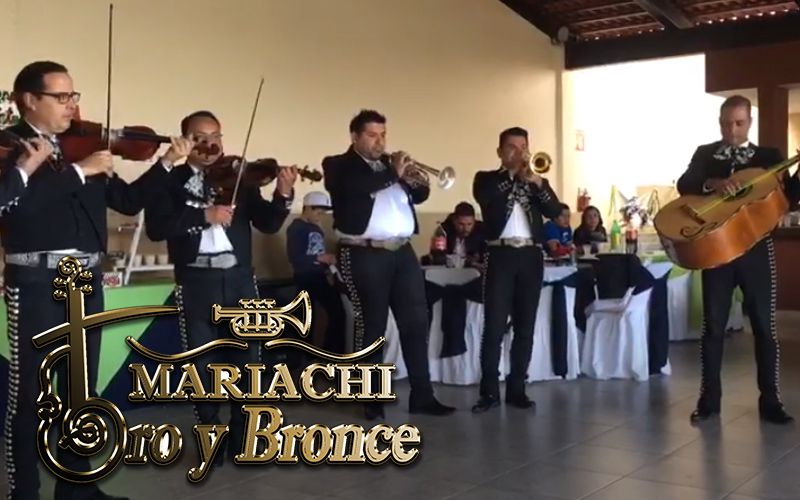 mariachis en tlaquepaque